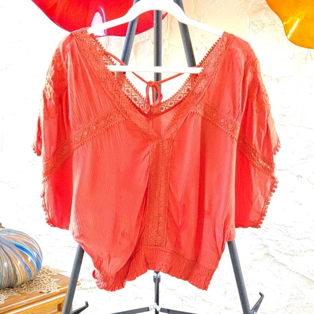 Self E Rust Lace Top